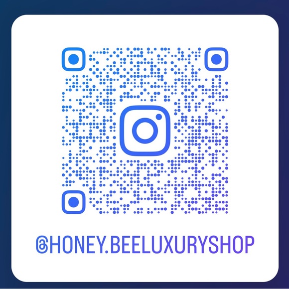 Guess who back back again? 🙏🐝💕 hello my beautiful hive I missed you. - Picture 2 of 3